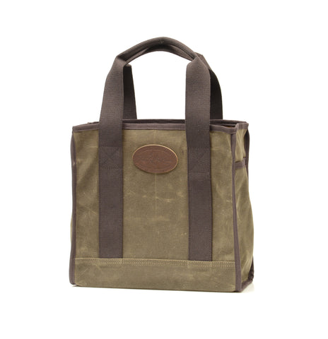 Gusset bottom allows bag to sit on the ground by itself.